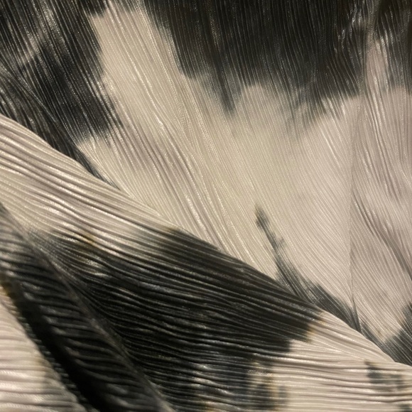 Zara Marble Shirt - Picture 2 of 3